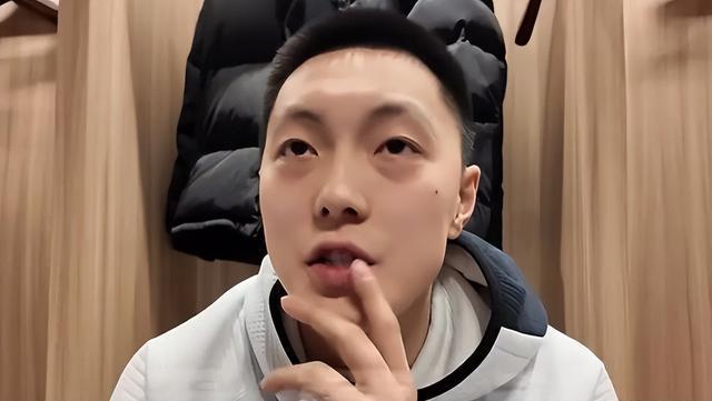 单场11助攻！胡明轩我们欠缺这种强度的比赛的简单介绍