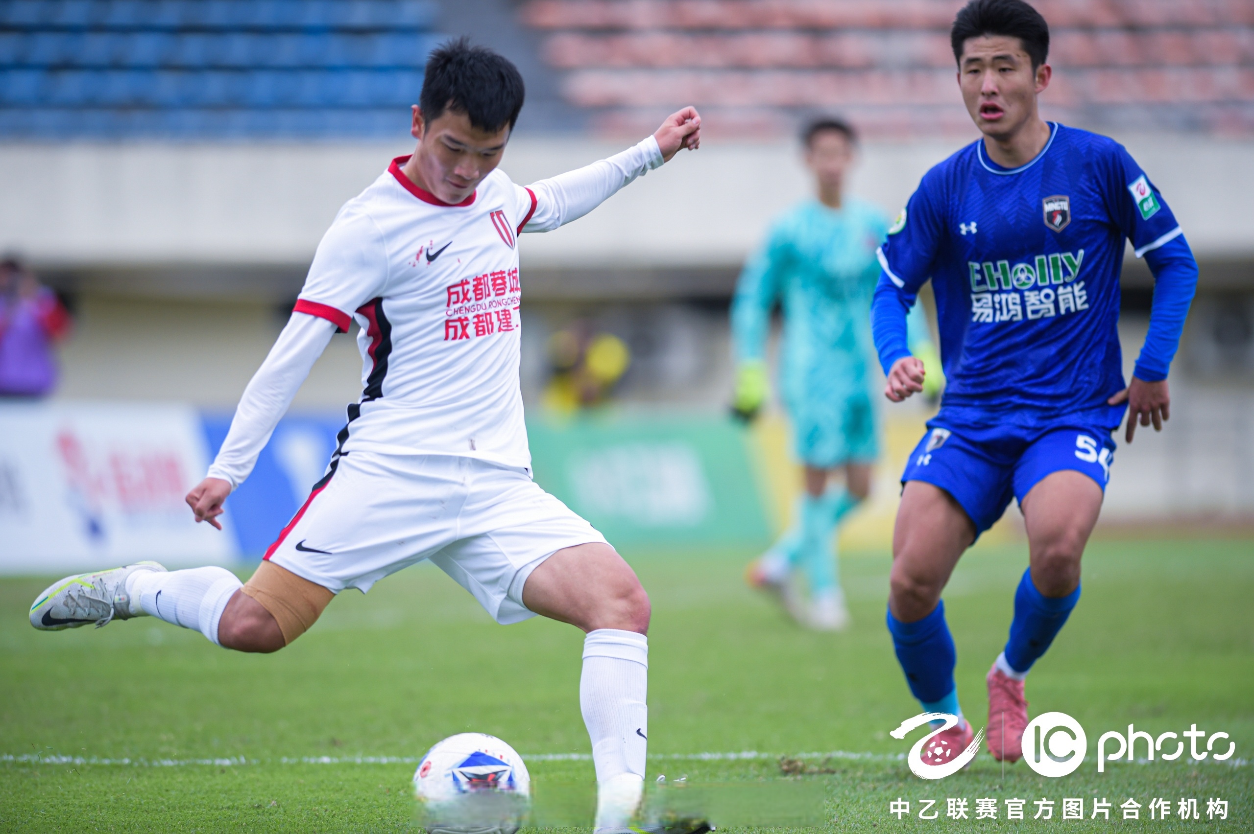 2025中乙联赛第18轮，成都蓉城B队2-0击败泉州亚新